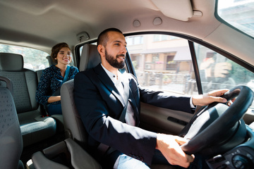 chauffeur avec véhicule pour les vacances Brach